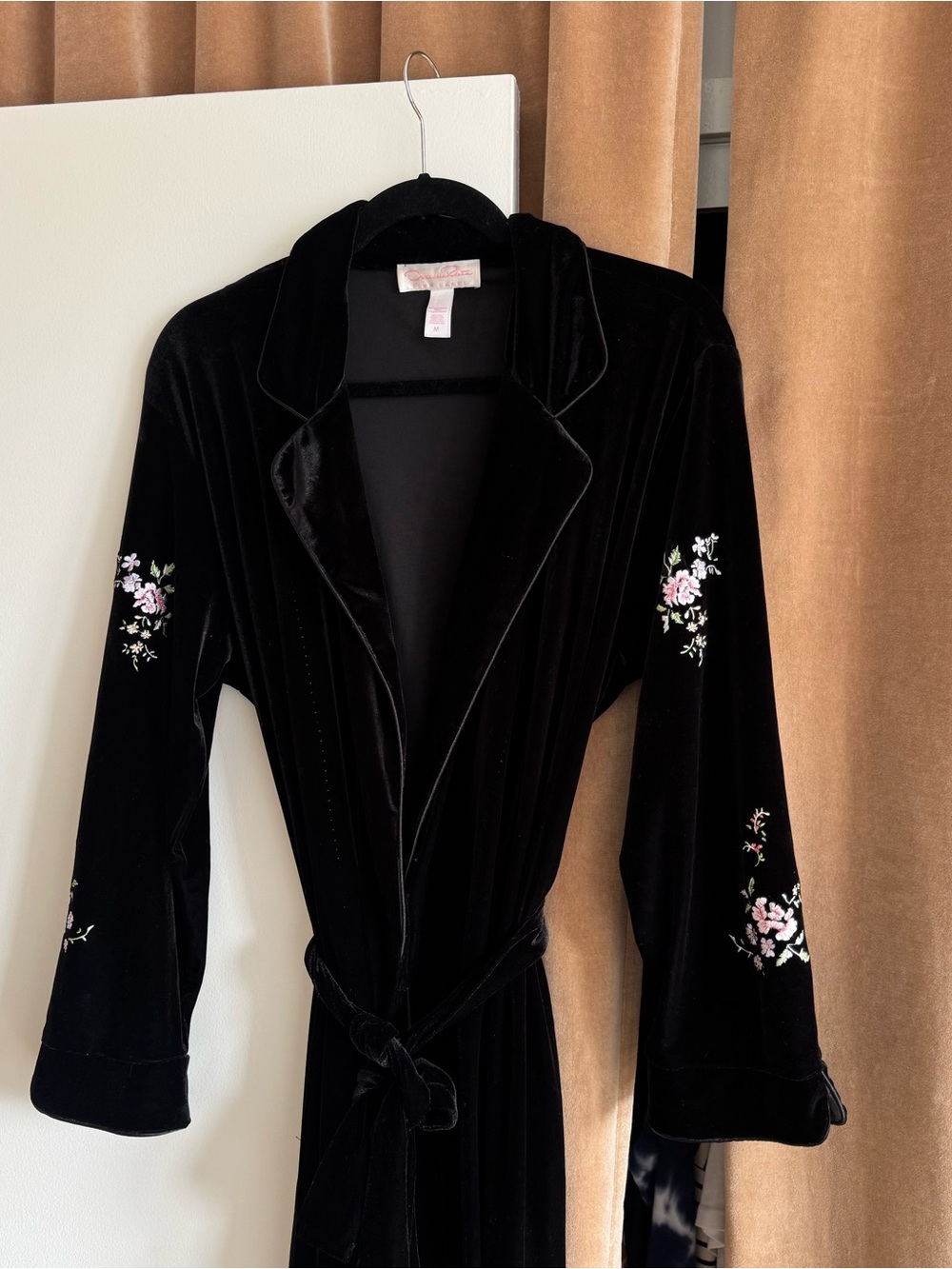 Oscar de la Renta full-length velvet embroidered robe